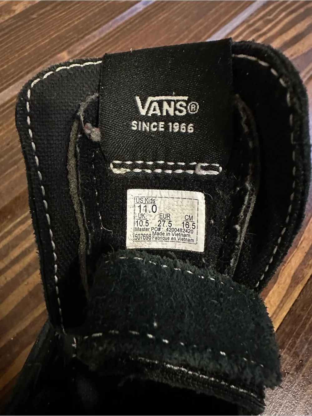 Vans stylish black